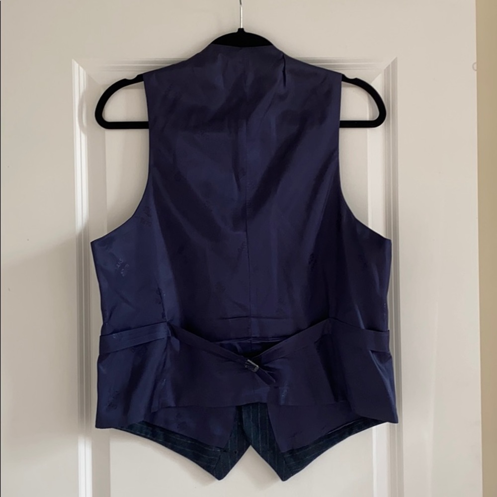 Daks Vest - Picture 3 of 3